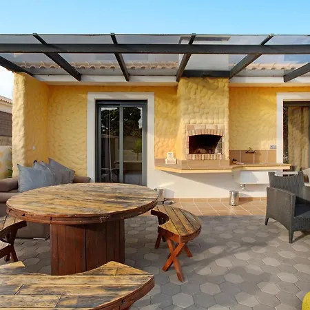 Villa Recanto Dourado